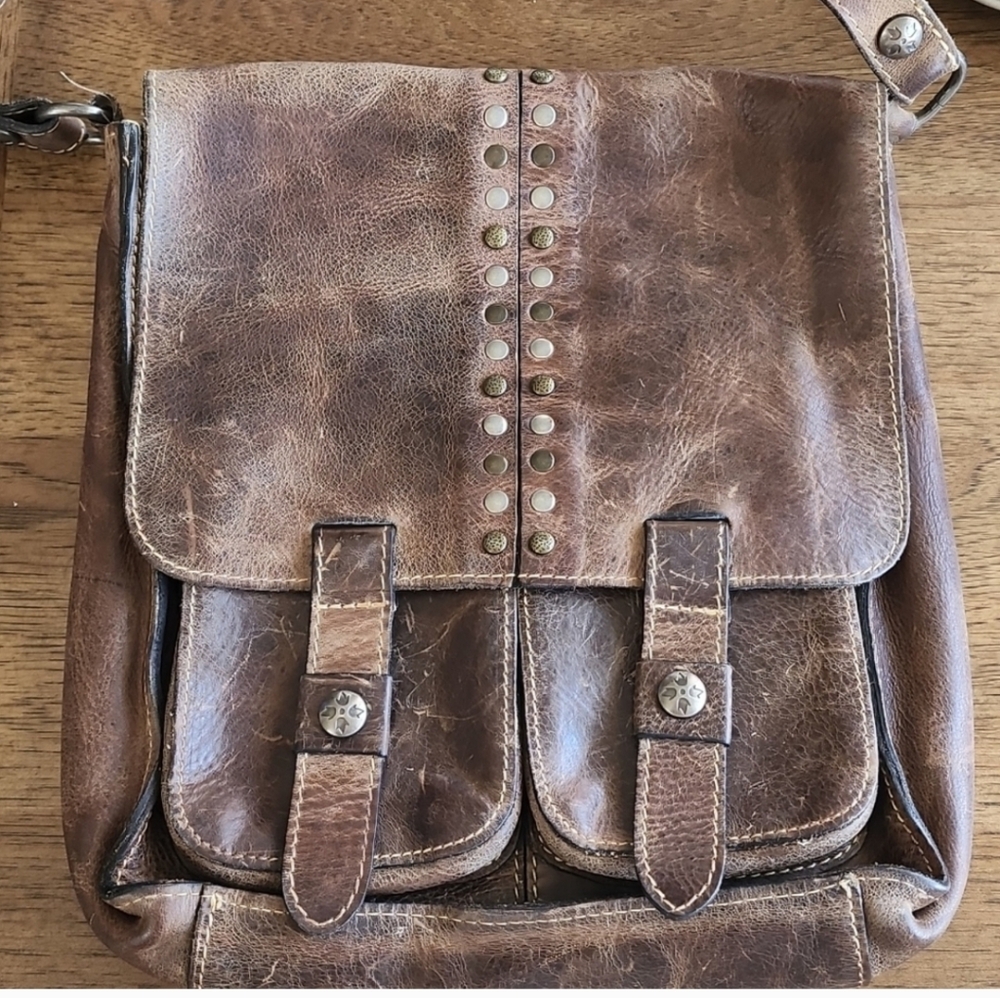 Patricia Nash Leather Crossbody bag